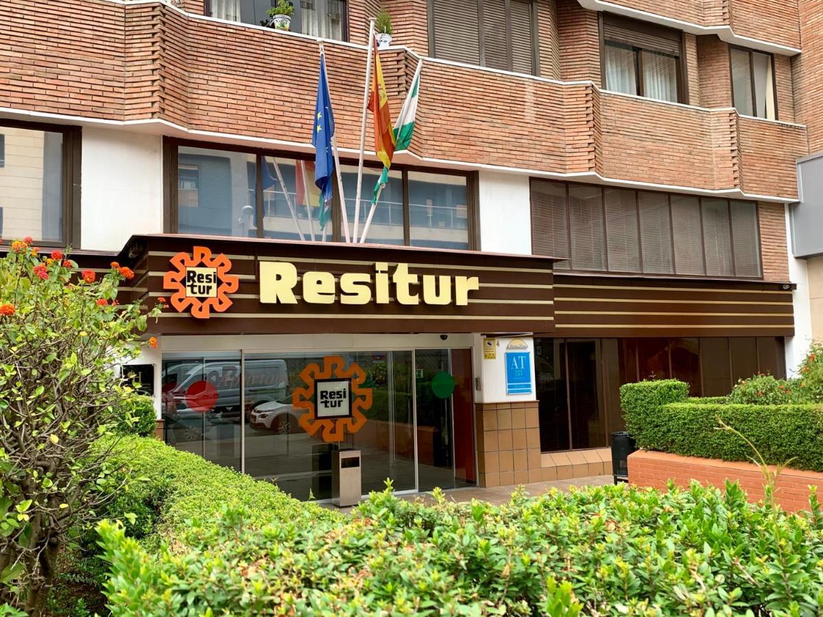 Apartamentos Rg Resitur Séville Extérieur photo
